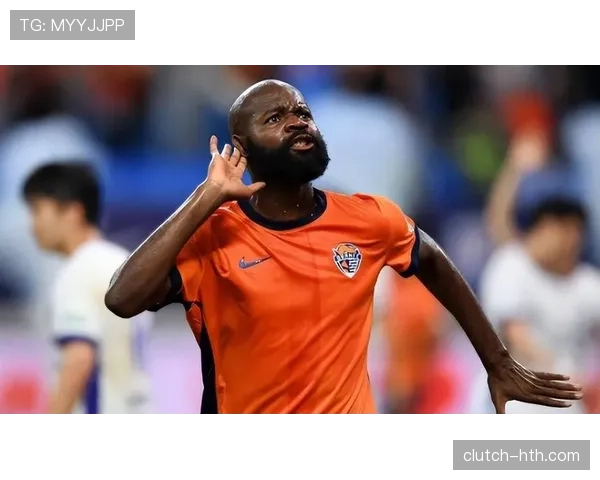 足球巨星身价飙升引爆转会市场，豪门竞相争夺引关注